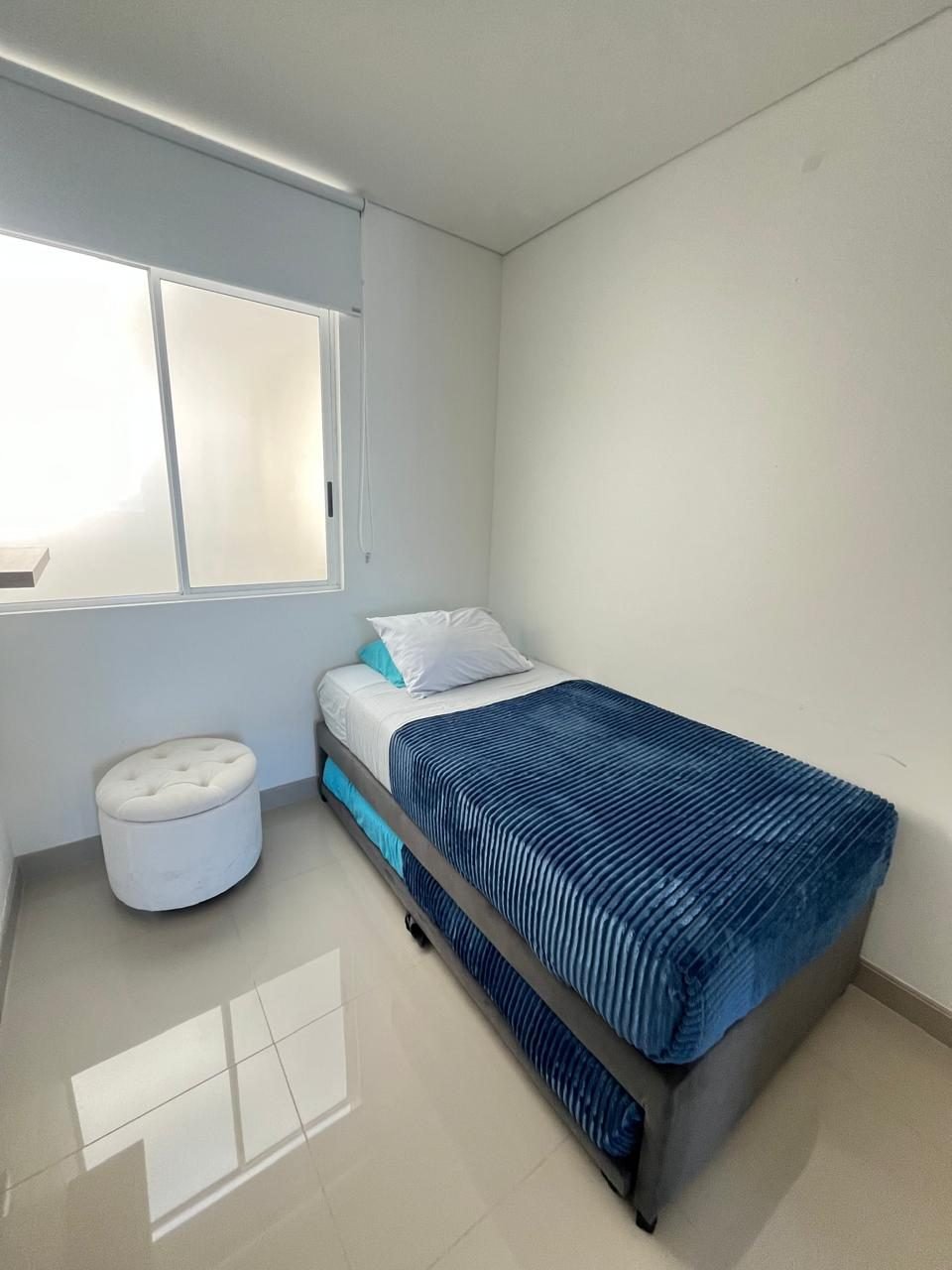 Apartamento con piscina frente al mar en Gaira